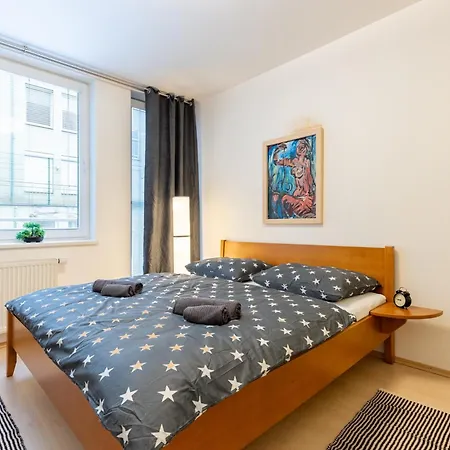 Apartament Castle Vista Getaway, Free Parking