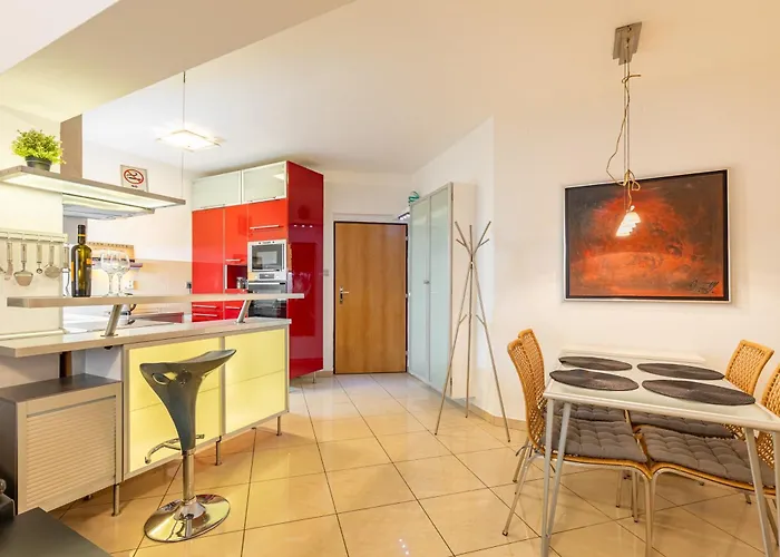 Castle Vista Getaway, Free Parking Apartament