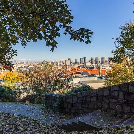 Castle Vista Getaway, Free Parking Bratislava