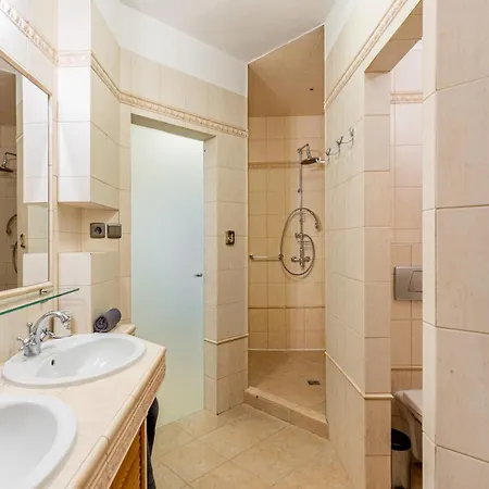 Castle Vista Getaway, Free Parking Bratislava