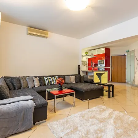 Castle Vista Getaway, Free Parking דירה ברטיסלאבה