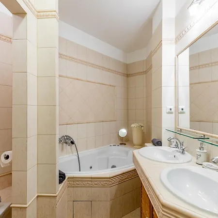 Castle Vista Getaway, Free Parking Bratislava